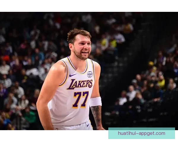 雷迪克称东契奇保持现有表现可拿MVP 其为球队核心驱动力